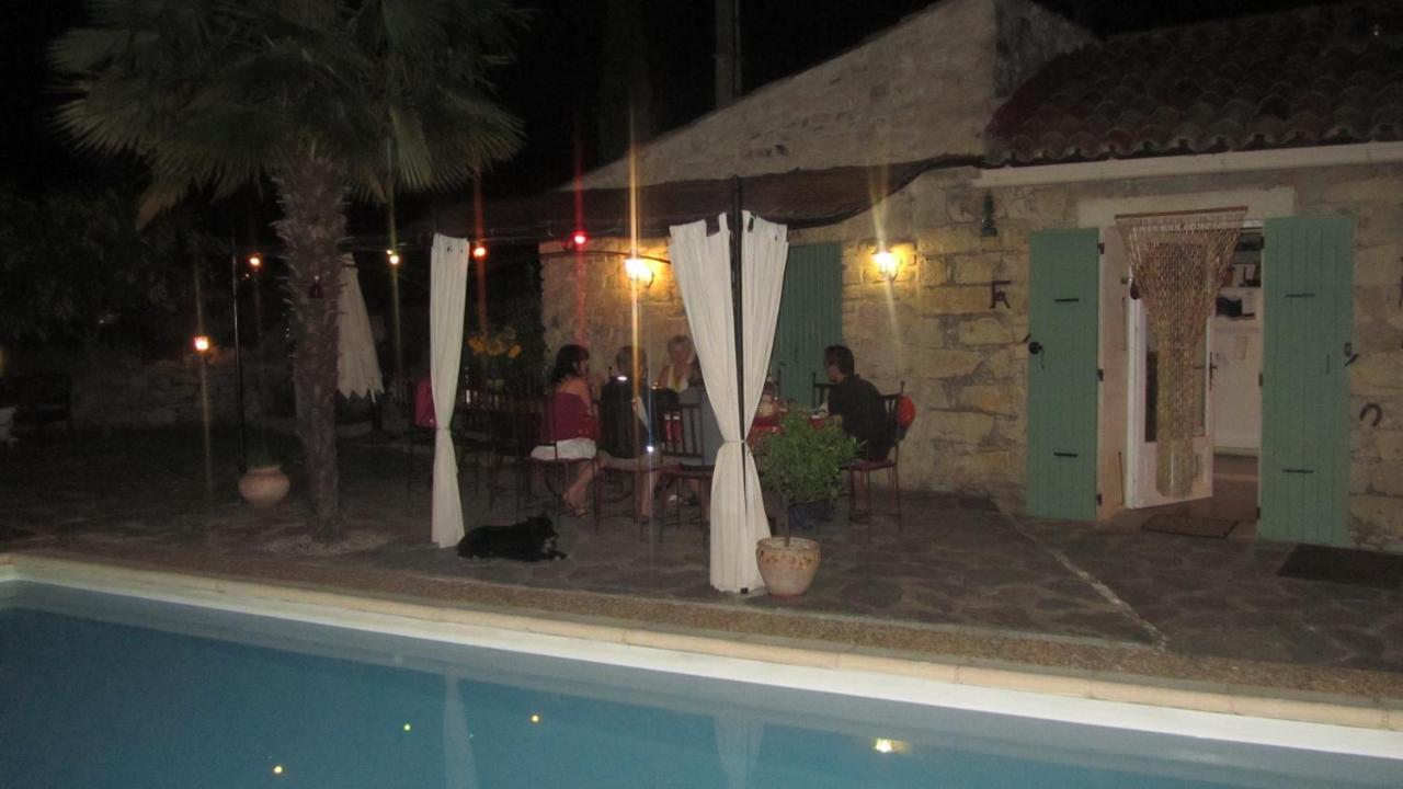 La Picholine, Chambre Ciboulette Courry Buitenkant foto